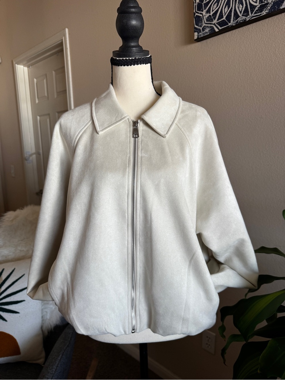 Steve Madden Light Cream Zip Bomber Jacket